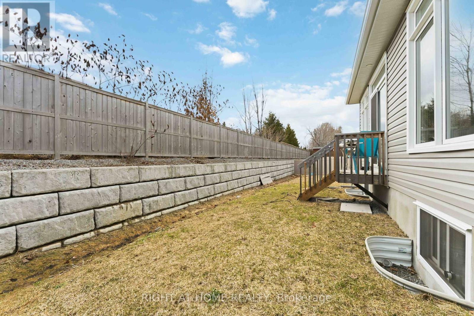 272 MAYGRASS WAY - 40
