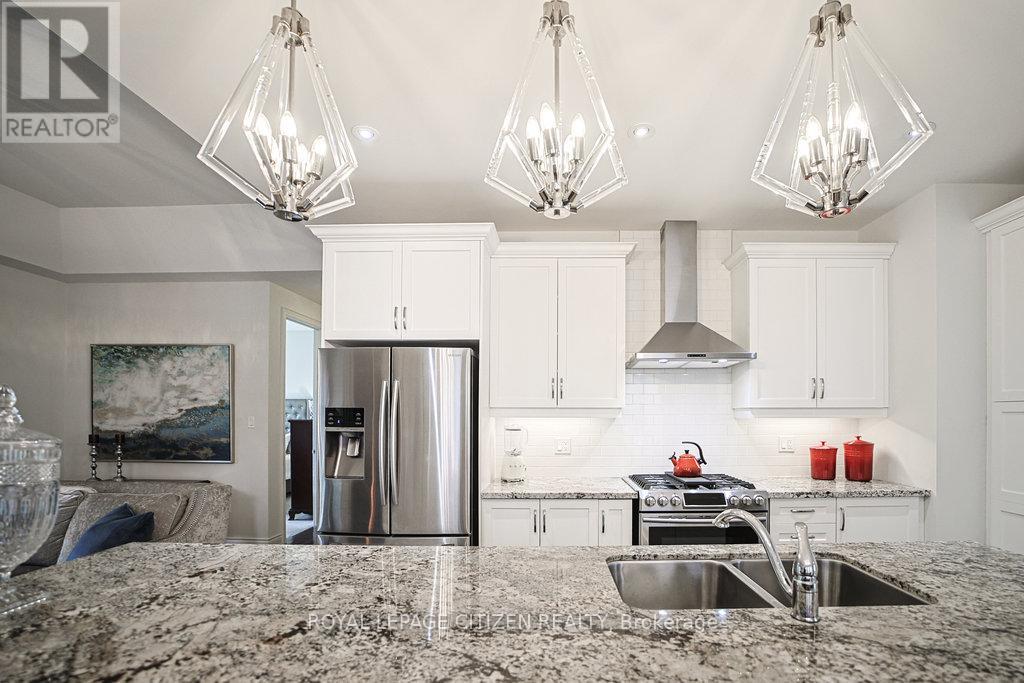 19 WESTMOUNT DRIVE - 13