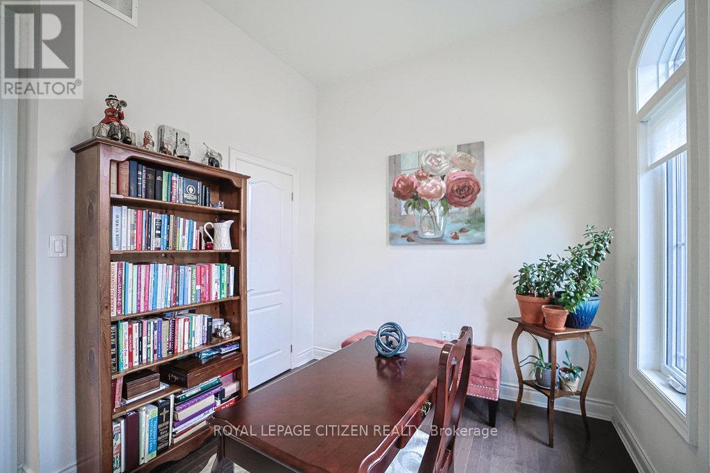 19 WESTMOUNT DRIVE - 18