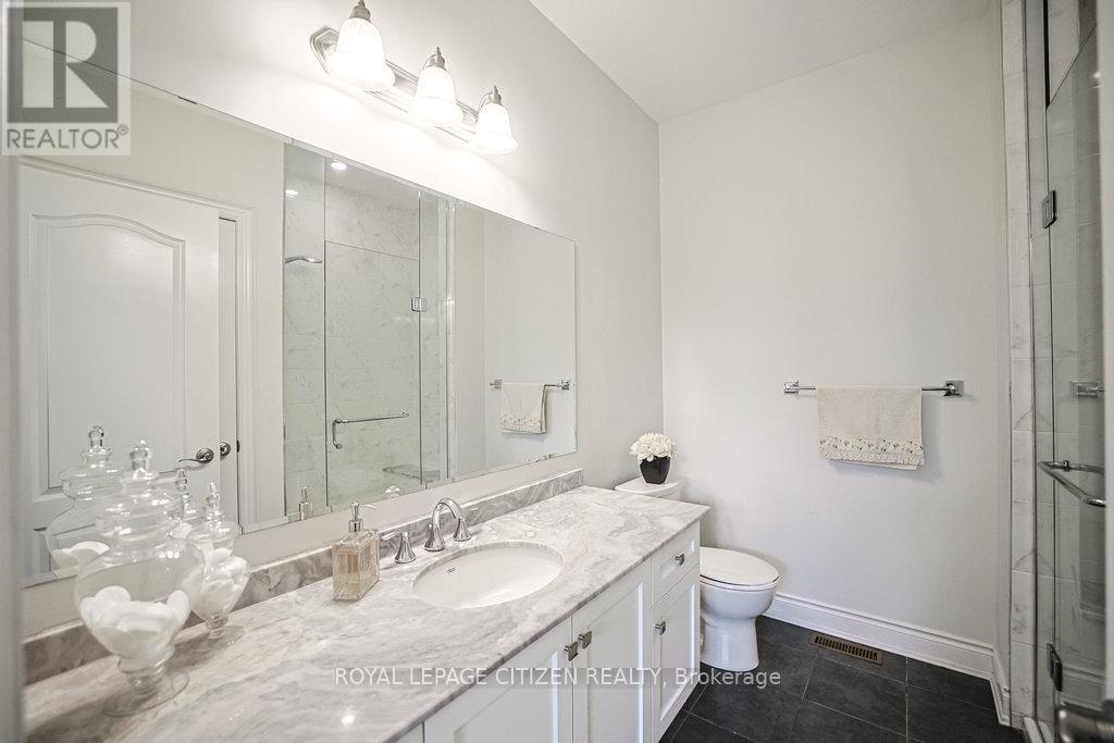 19 WESTMOUNT DRIVE - 23