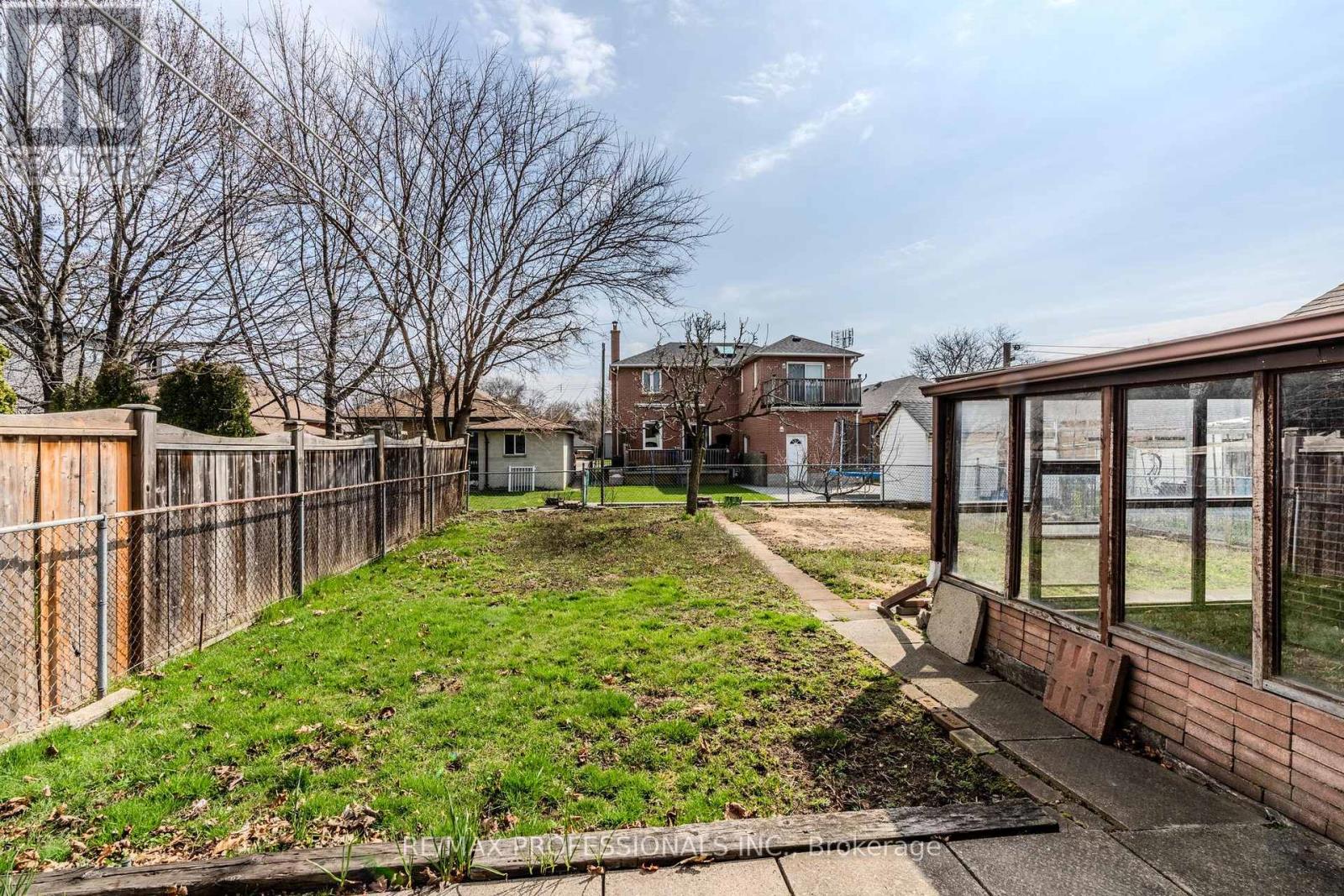 45 CHARTWELL ROAD - 41