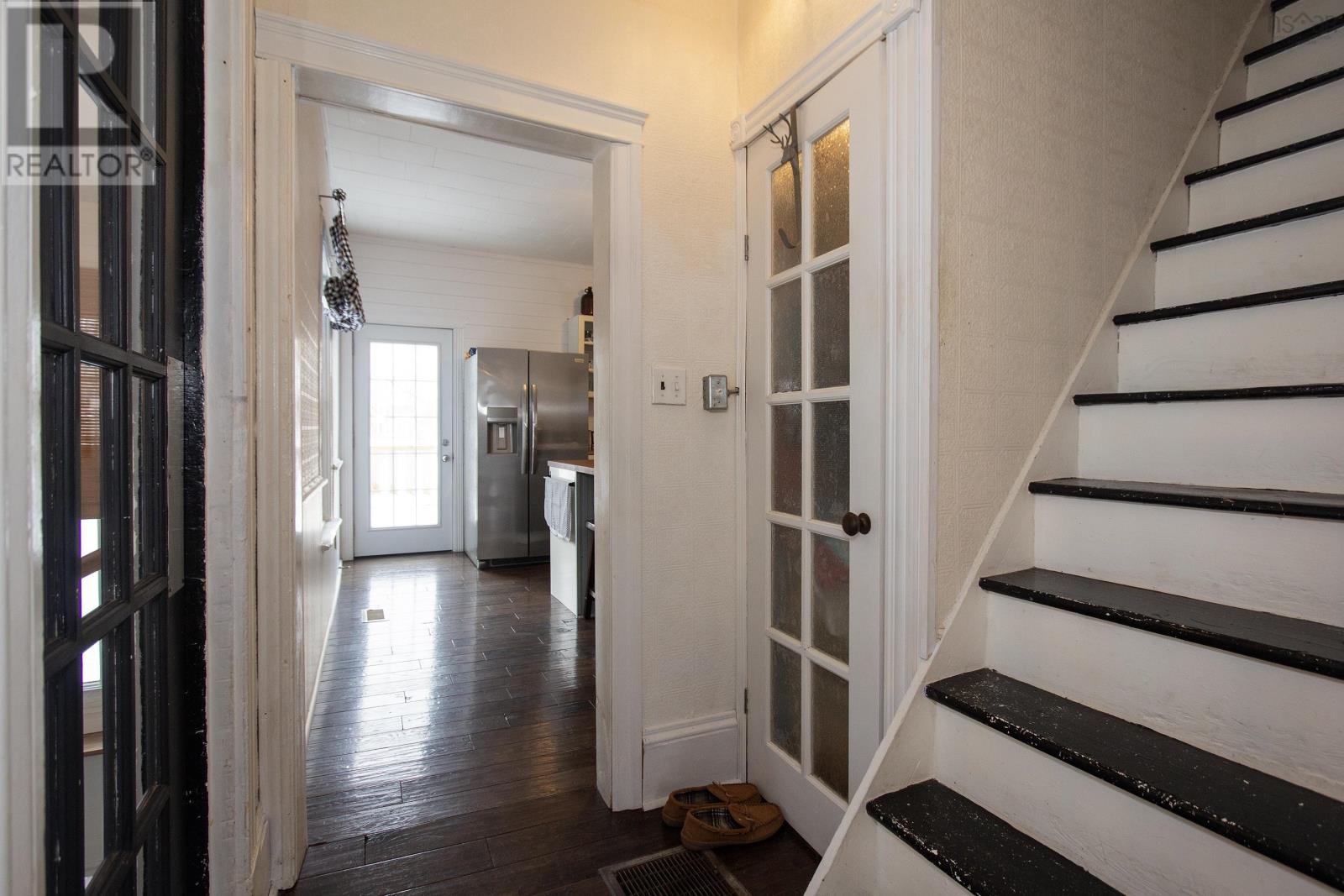 Property 14 of 50 of 340 Foundry Street