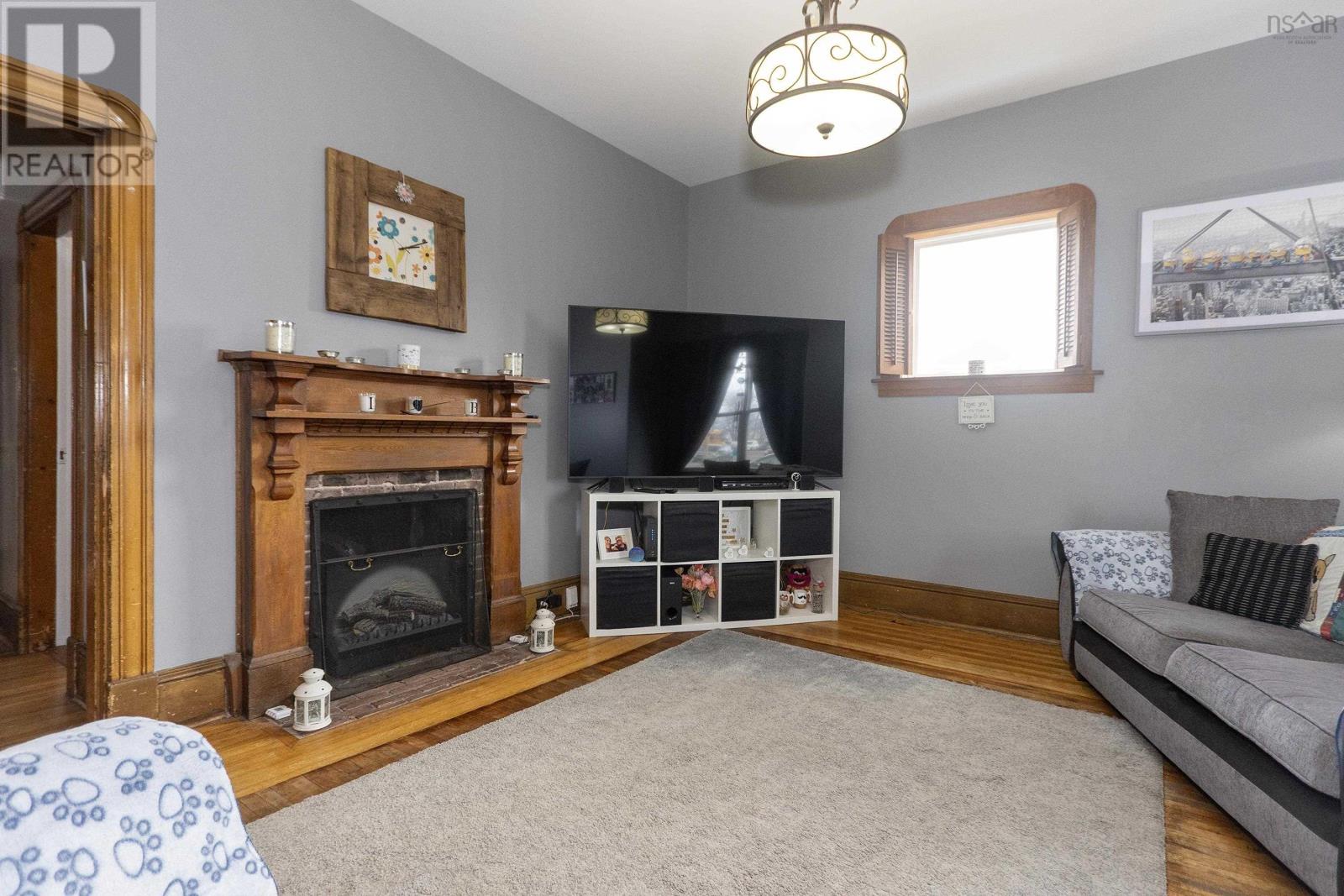 Property 23 of 50 of 85 Church Street