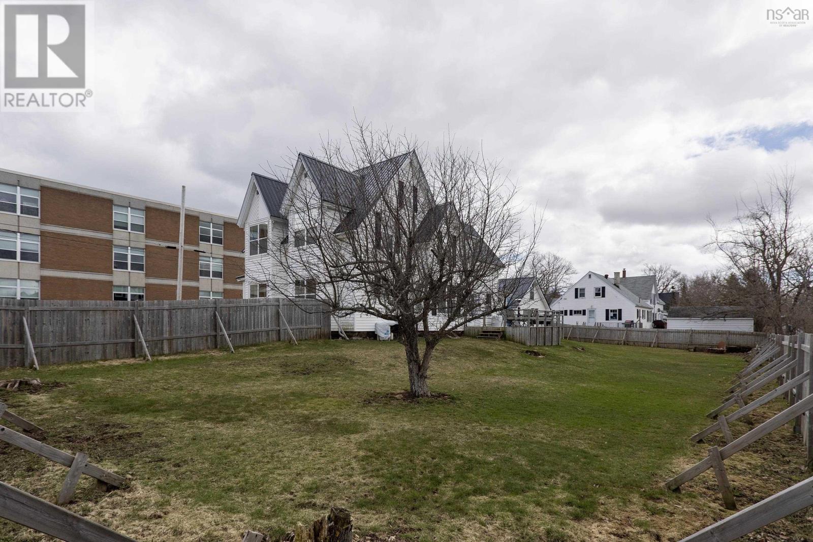 Property 4 of 50 of 85 Church Street