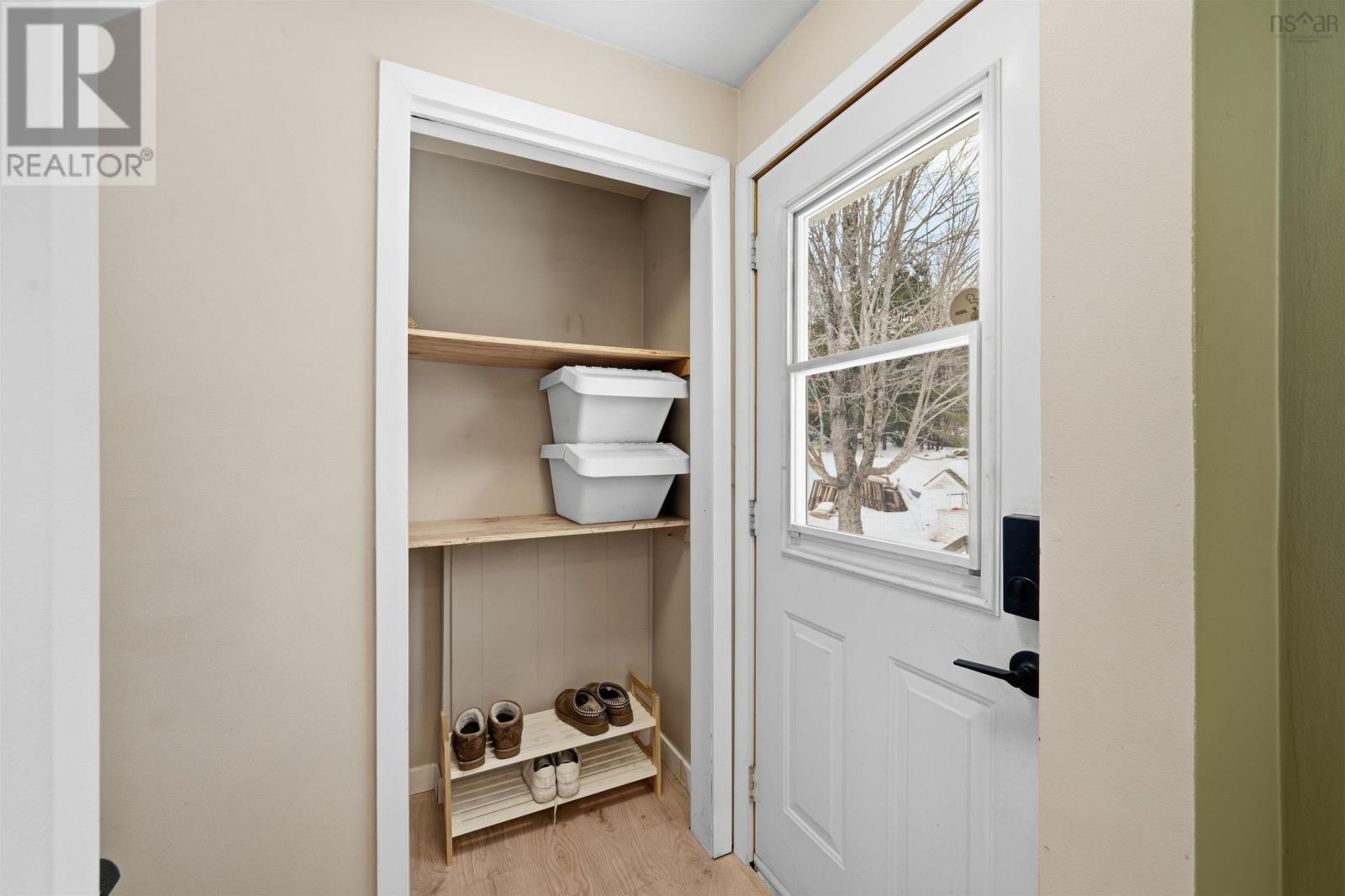 Property 21 of 50 of 5 Tower View Road