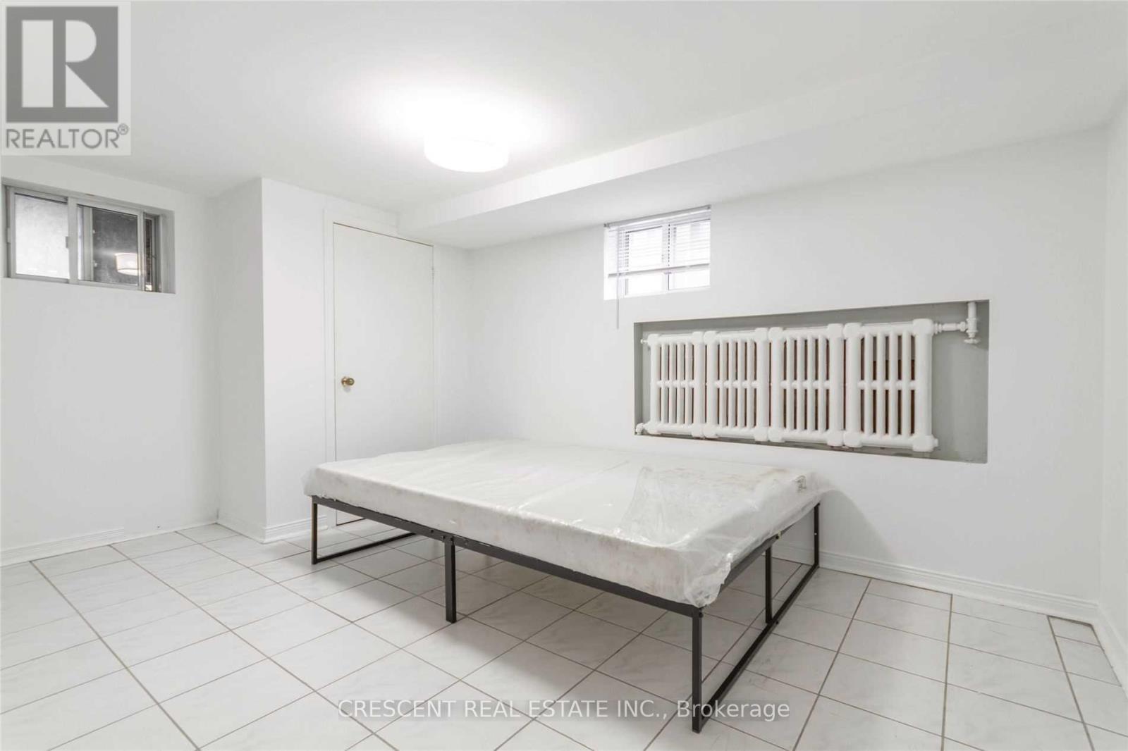 520 PRINCE EDWARD DRIVE N - 28