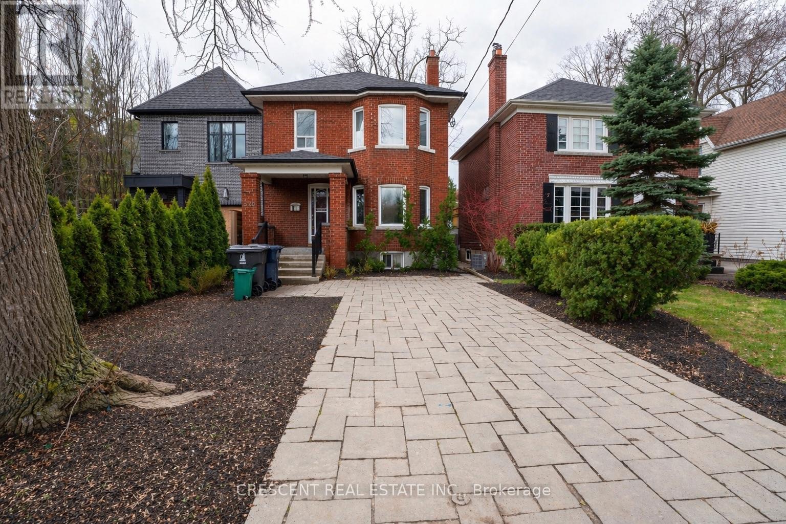 520 PRINCE EDWARD DRIVE N - 1