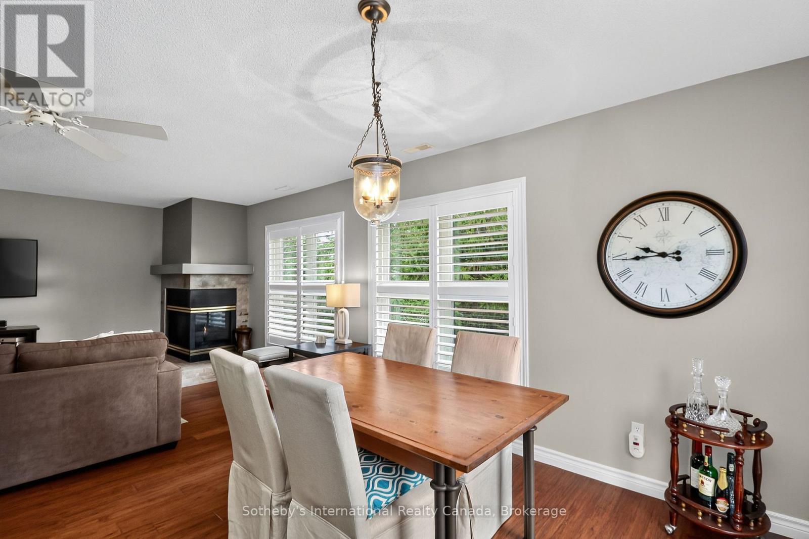 318 MARINERS WAY - 19