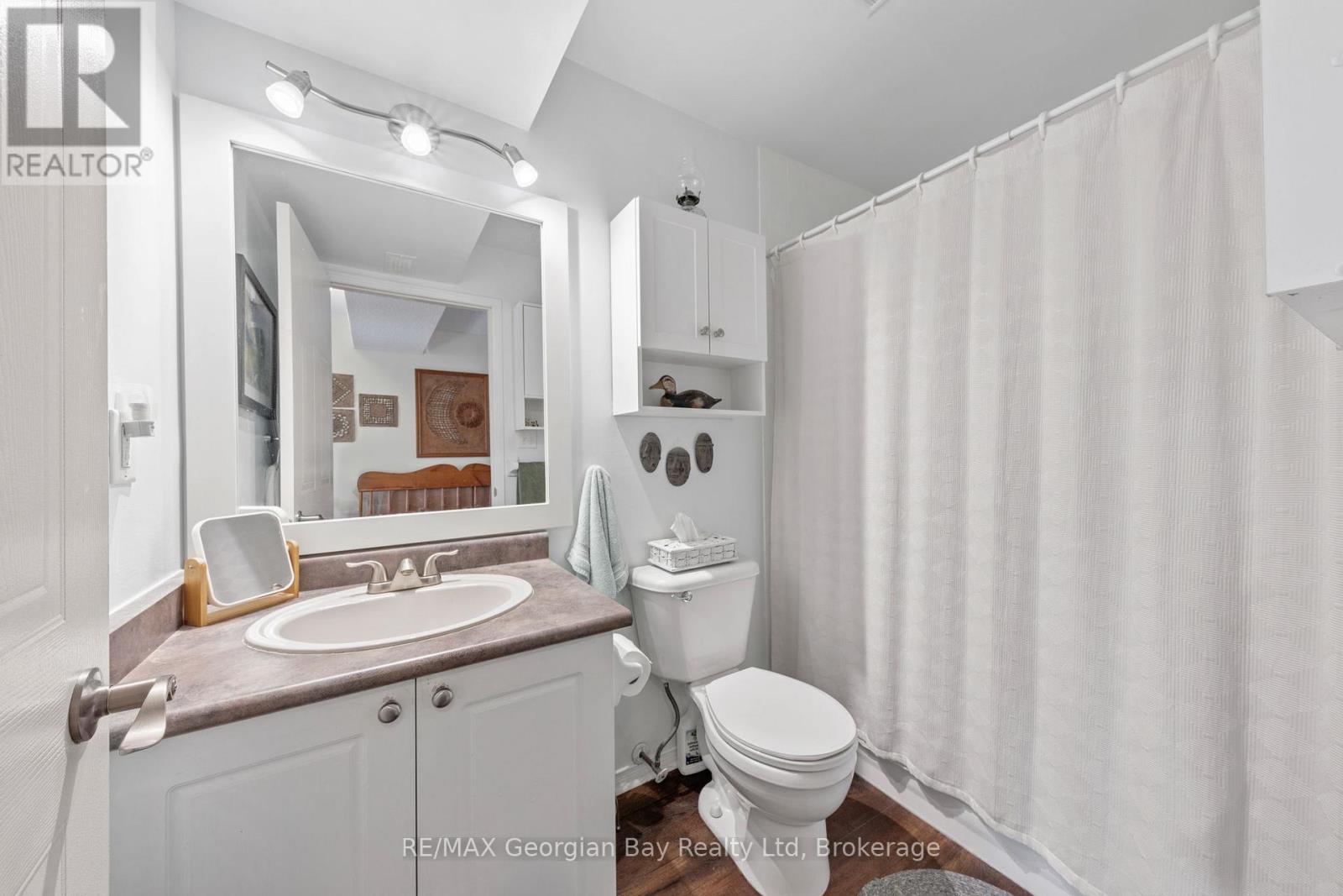 #307 4 BECK BOULEVARD - 19