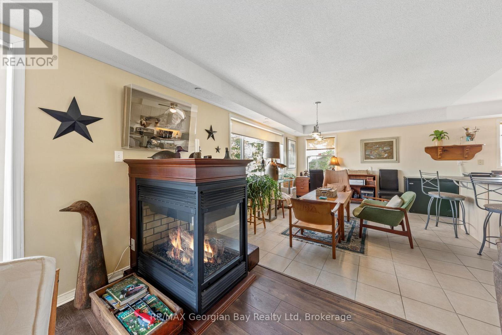 #307 4 BECK BOULEVARD - 8