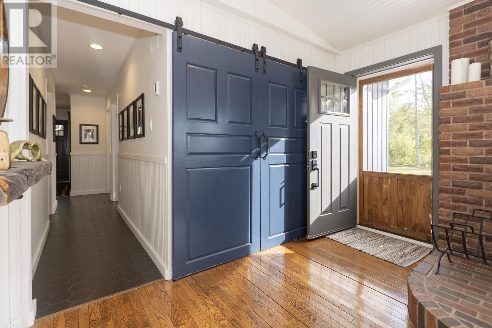 Property 18 of 50 of 53 Leonard Drive