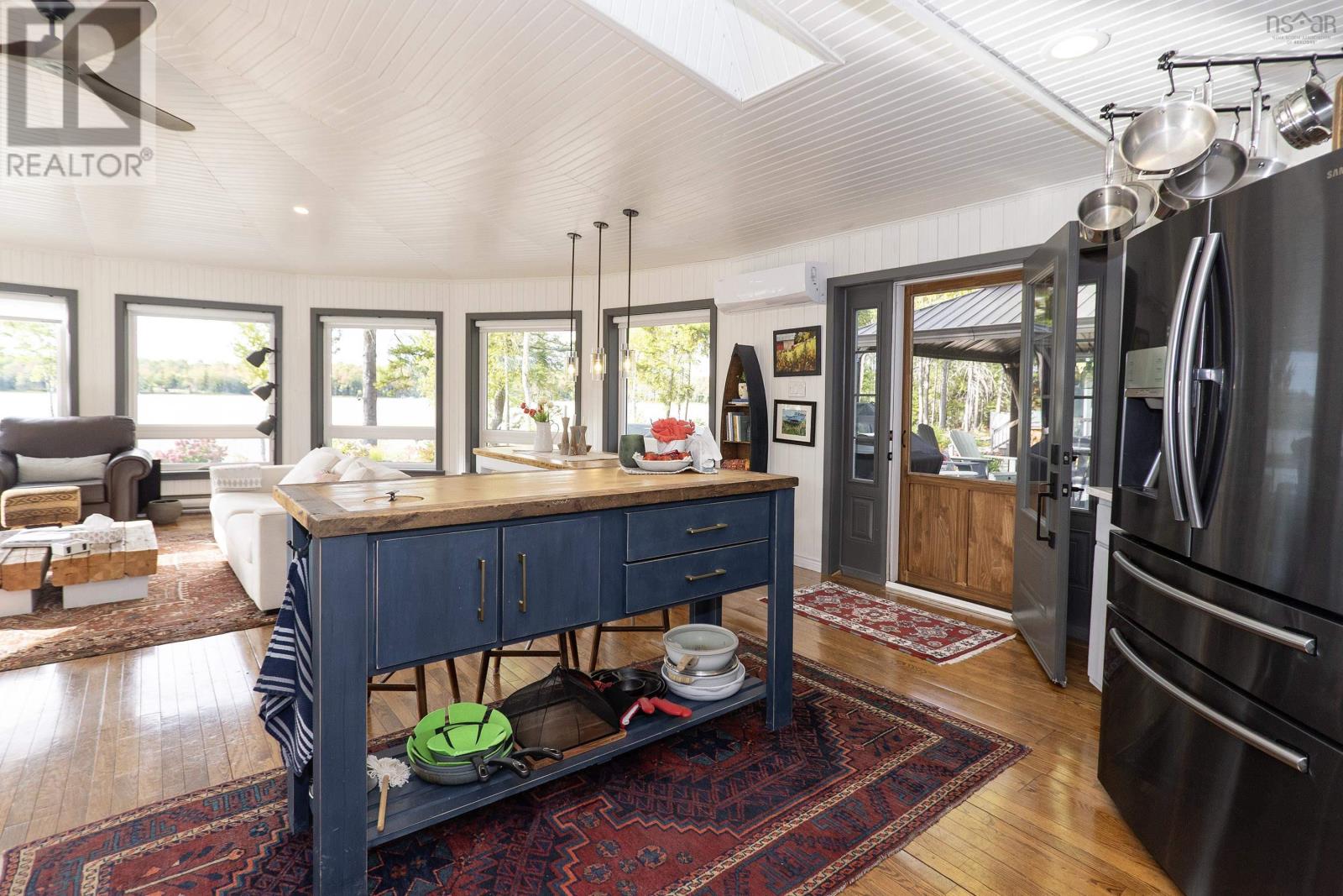 Property 15 of 50 of 53 Leonard Drive