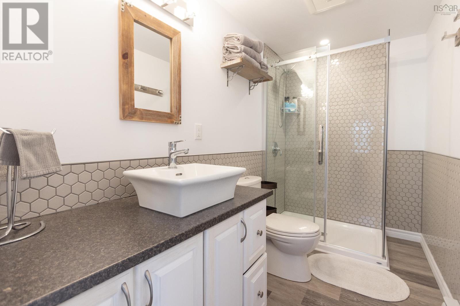 Property 43 of 50 of 53 Leonard Drive