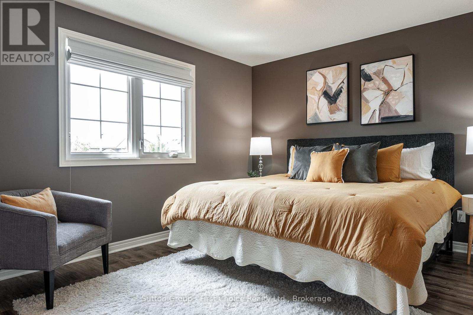 74 RUTHERFORD DRIVE - 22