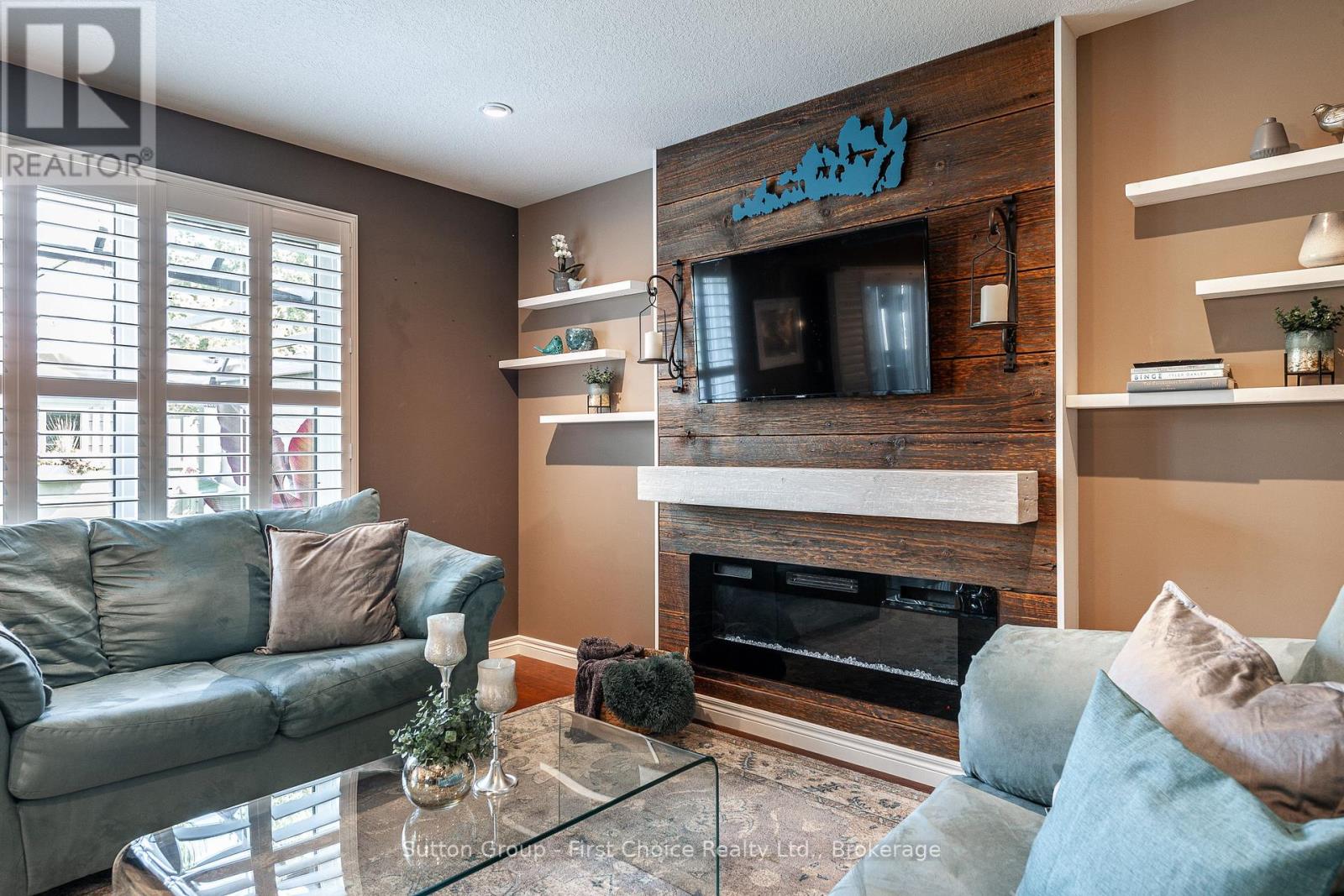 74 RUTHERFORD DRIVE - 7