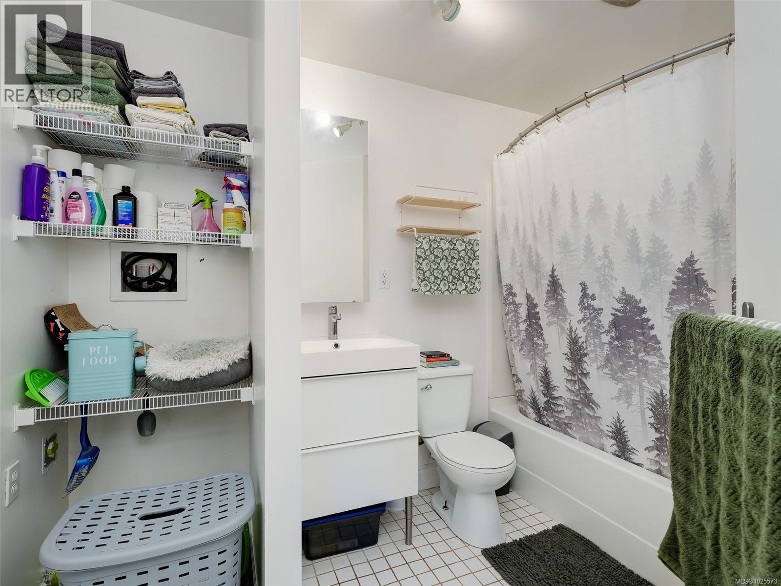 775 Drummond Way, Colwood