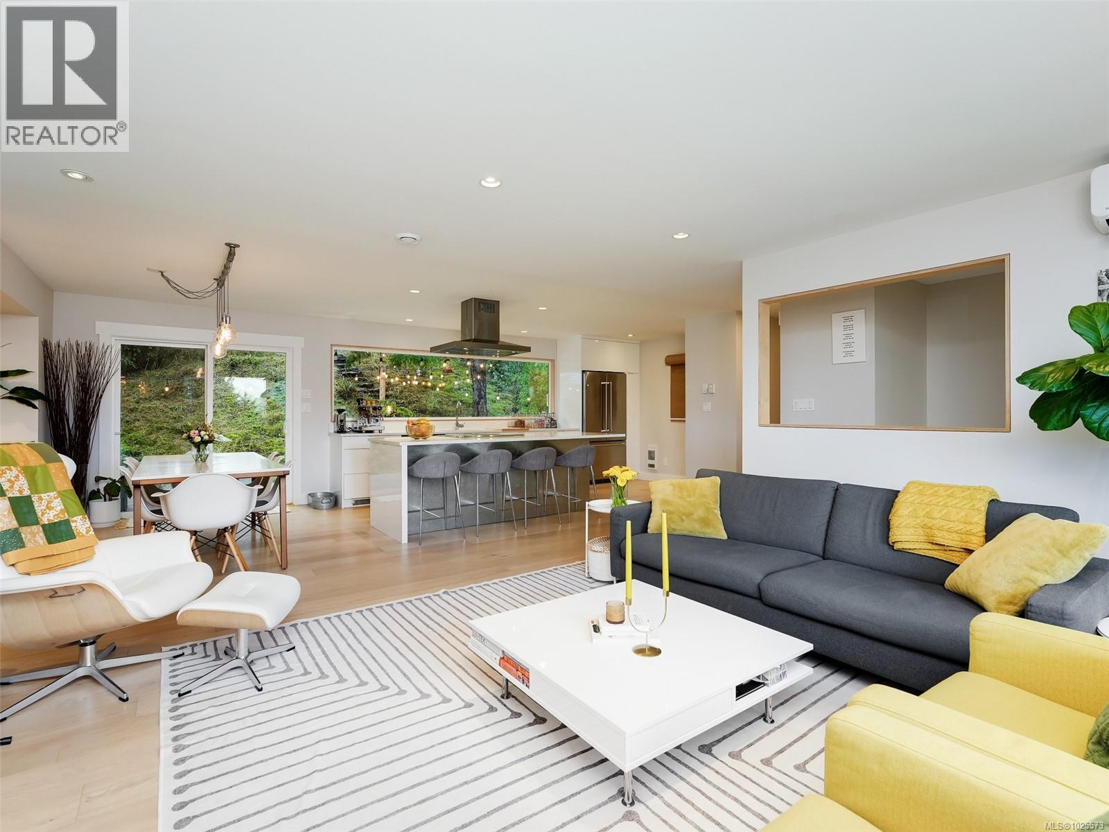 775 Drummond Way, Colwood