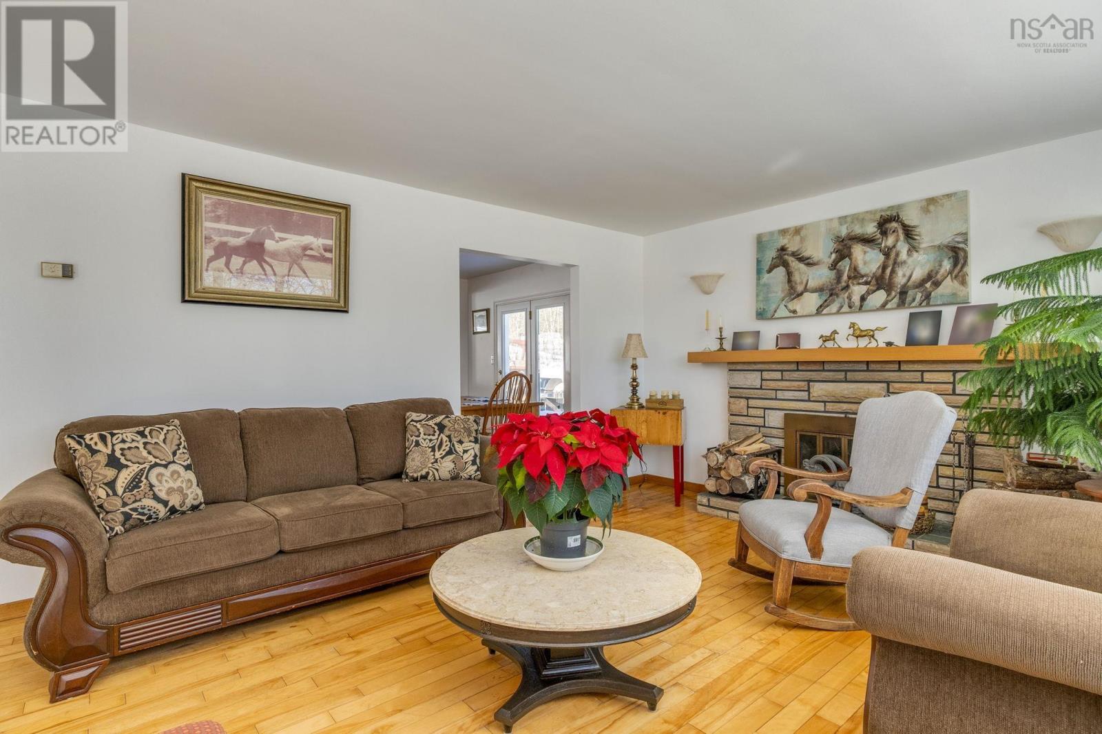 Property 21 of 50 of 8 Arabian Lane