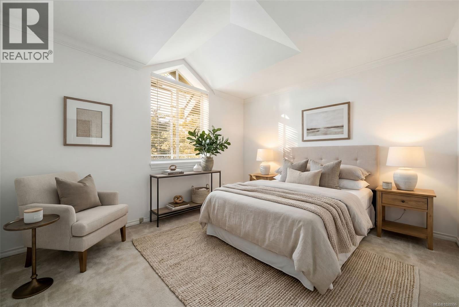 7 520 Marsett Place, Saanich