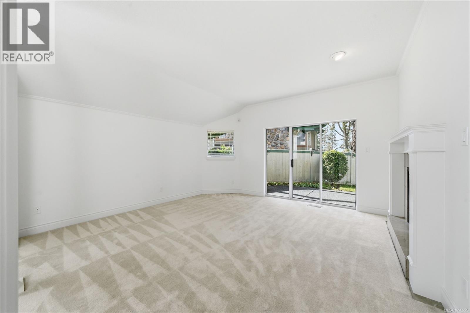 7 520 Marsett Place, Saanich