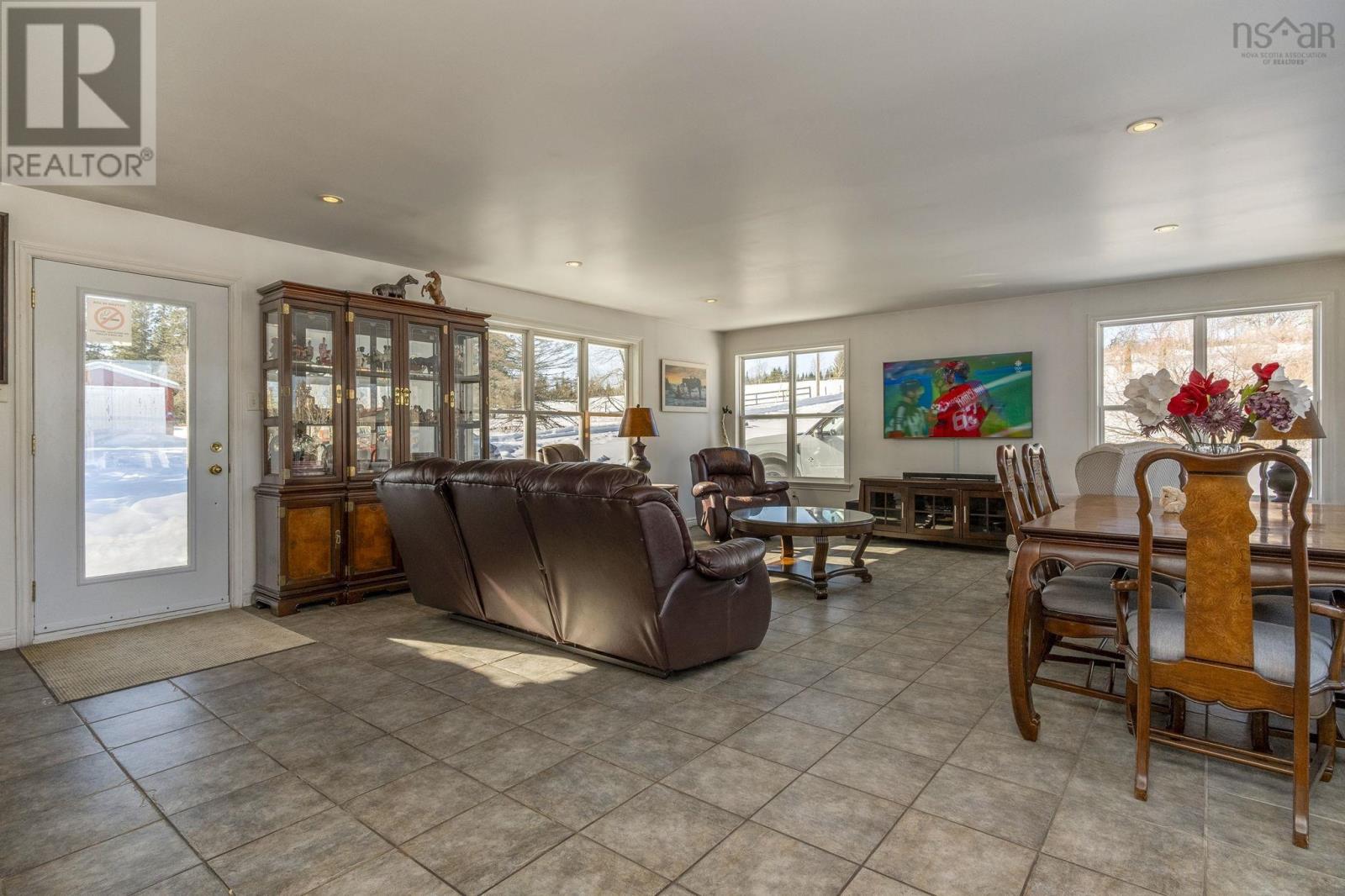 Property 9 of 50 of 8 Arabian Lane