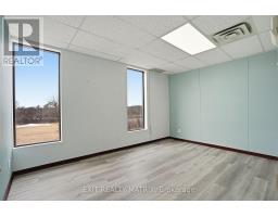 203 - 444 Mc Gill Street, Hawkesbury, ON K6A1R2 Photo 10