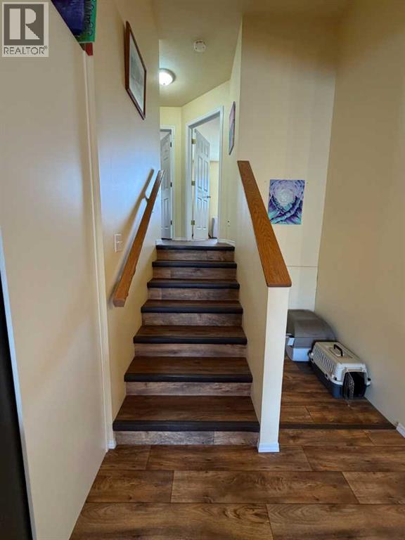 70 Peigan Court W - 9