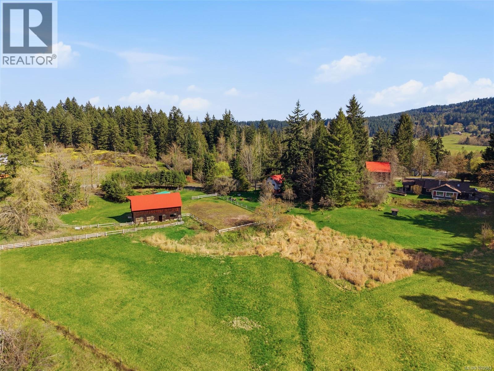 5430 Matson Rd, Ladysmith