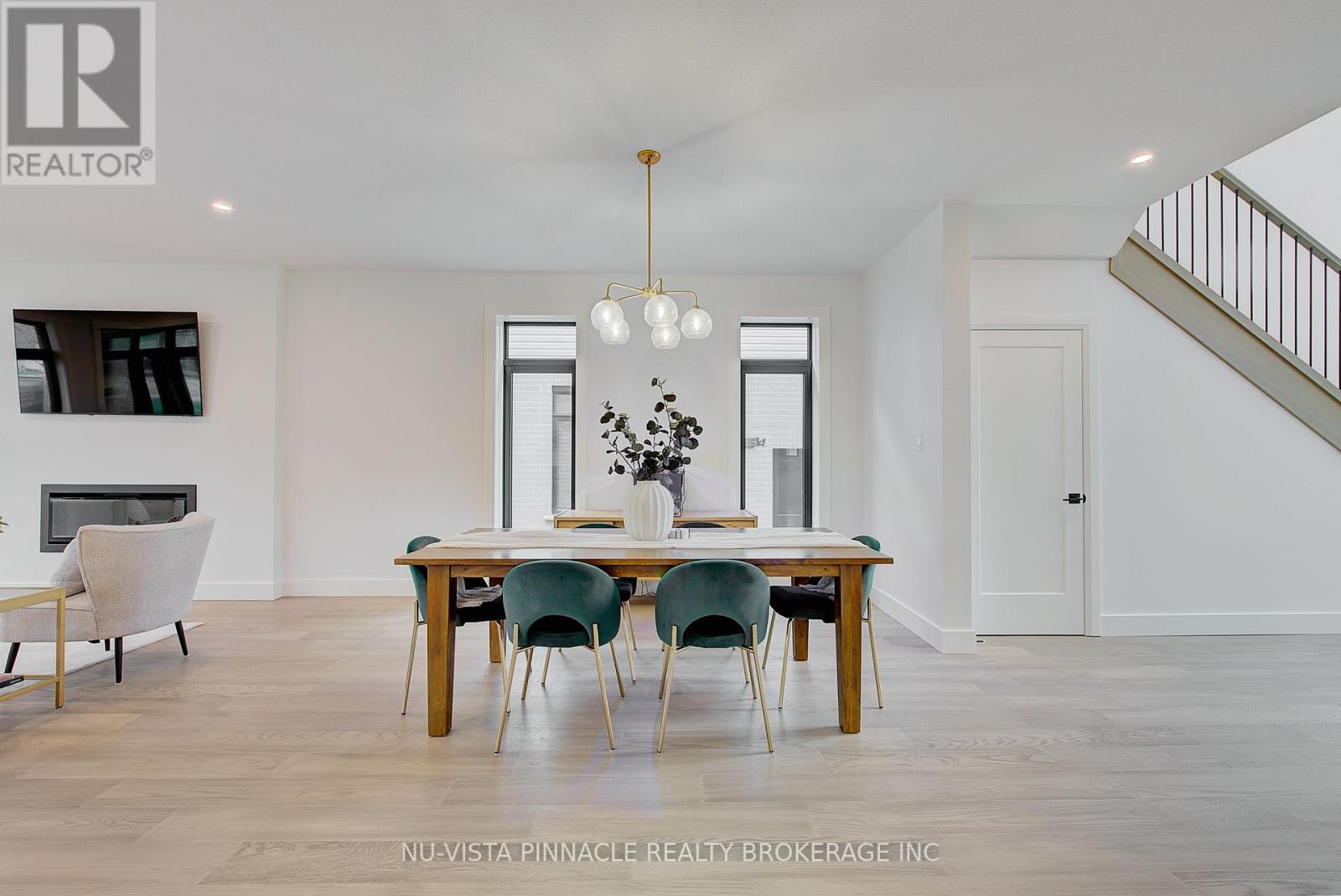 1564 BENJAMIN DRIVE - 9