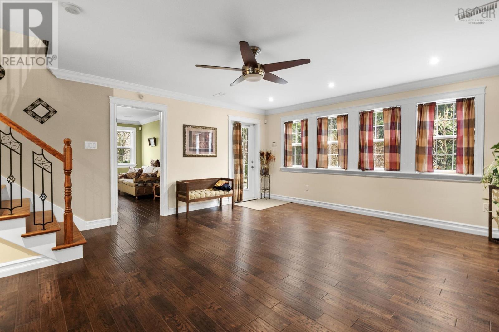 Property 29 of 44 of 152 Briancrest Road