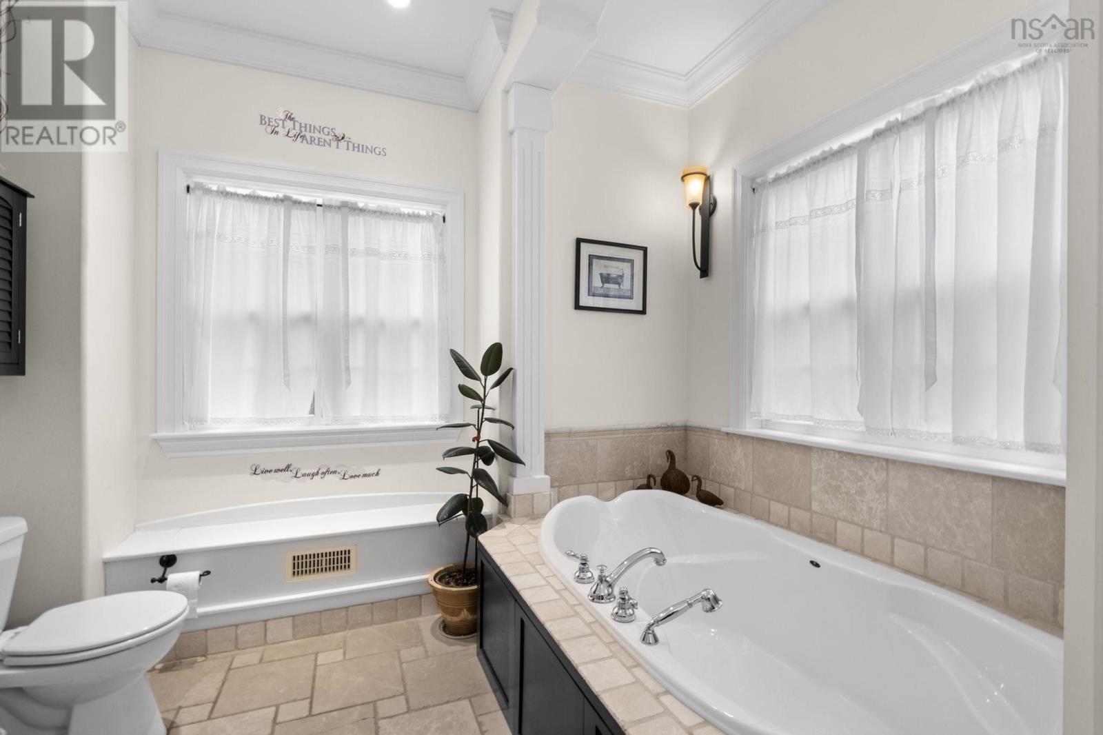 Property 23 of 44 of 152 Briancrest Road