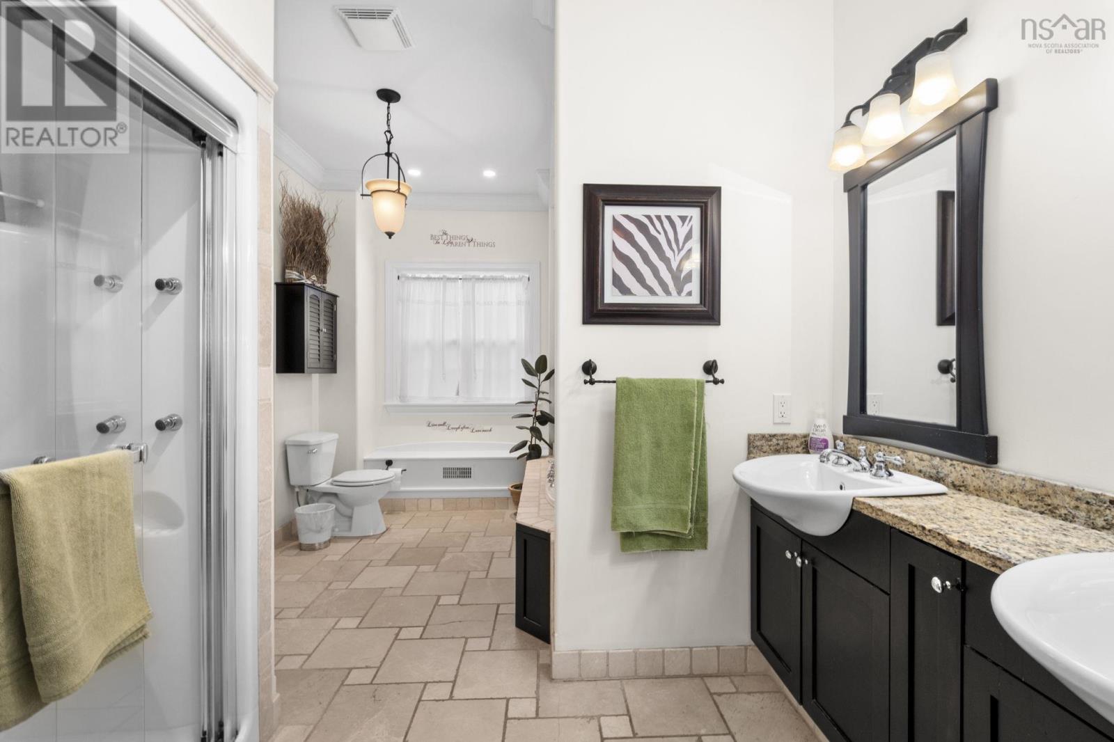 Property 22 of 44 of 152 Briancrest Road