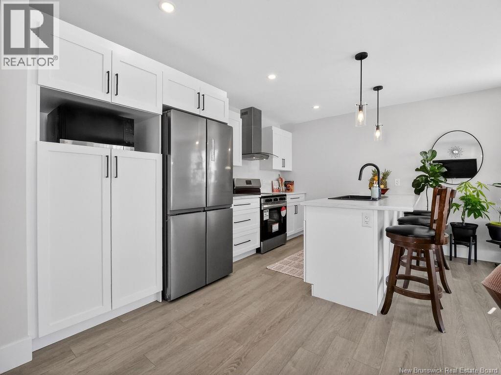 88 MacIntosh Boulevard - 16