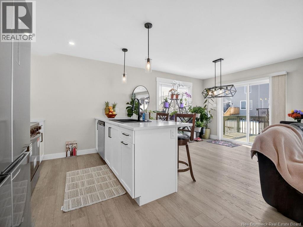88 MacIntosh Boulevard - 17