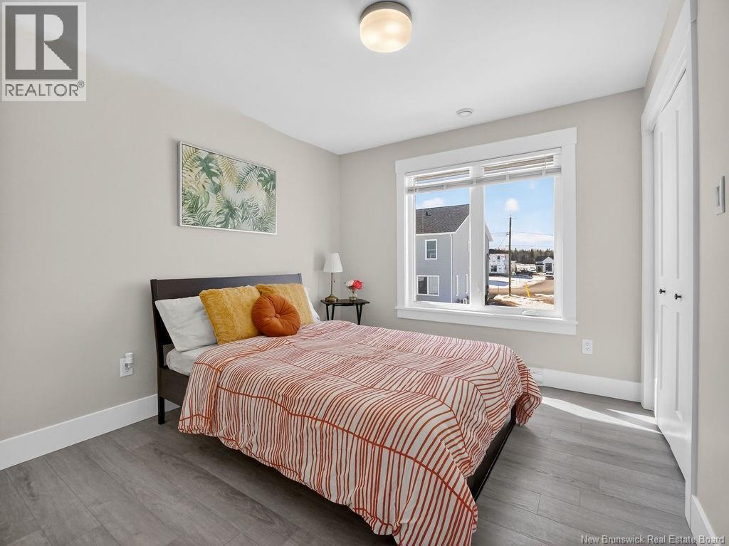 88 MacIntosh Boulevard - 28