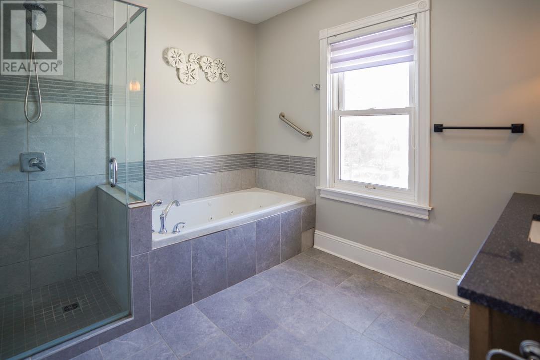 250-252 CENTRAL STREET - 25