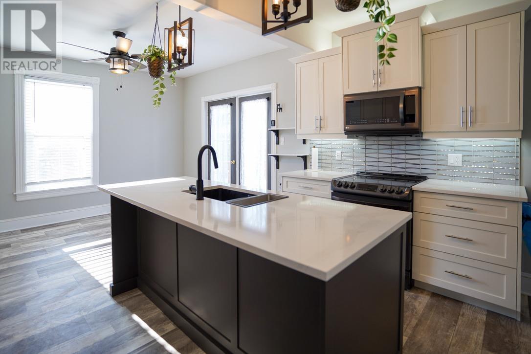 250-252 CENTRAL STREET - 15