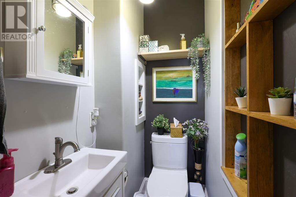 250-252 CENTRAL STREET - 19