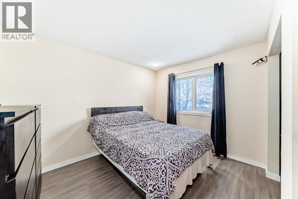 Single Family House Bungalow for Sale in  A Avenue SE Dover Calgary 