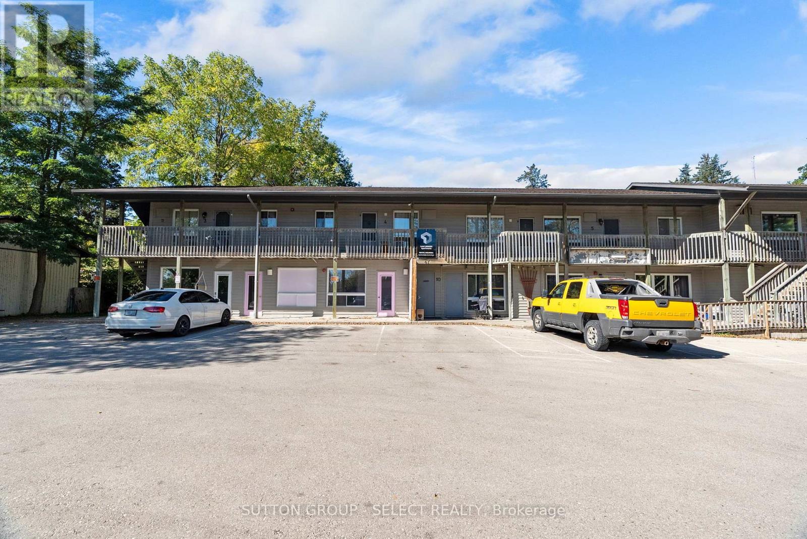47 ONTARIO STREET N