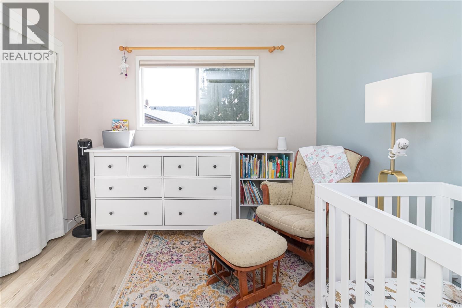 815 HEREWARD RD - 18