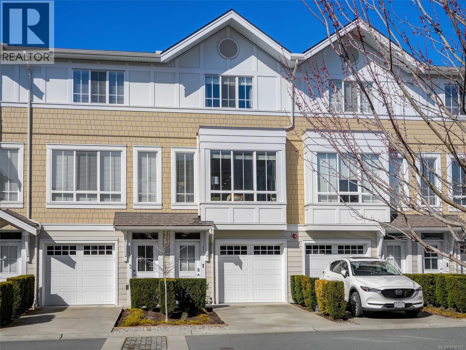 12 370 Latoria Blvd, Colwood