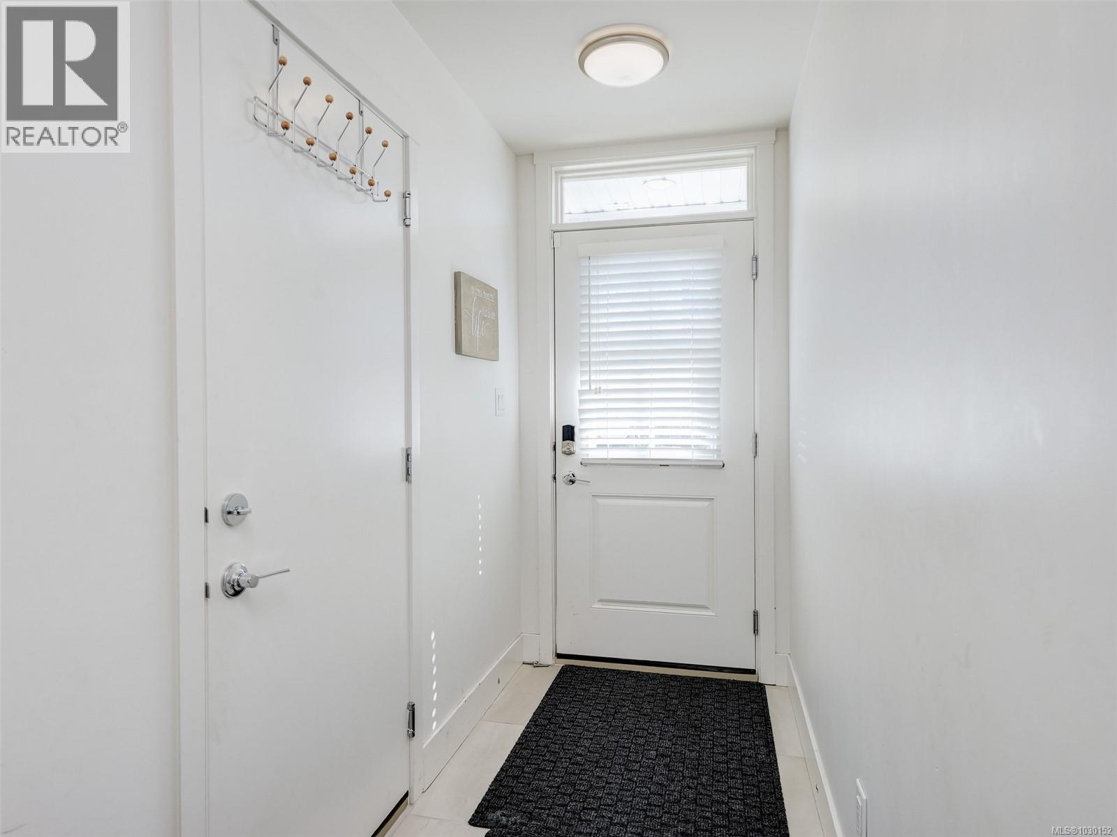 12 370 Latoria Blvd, Colwood