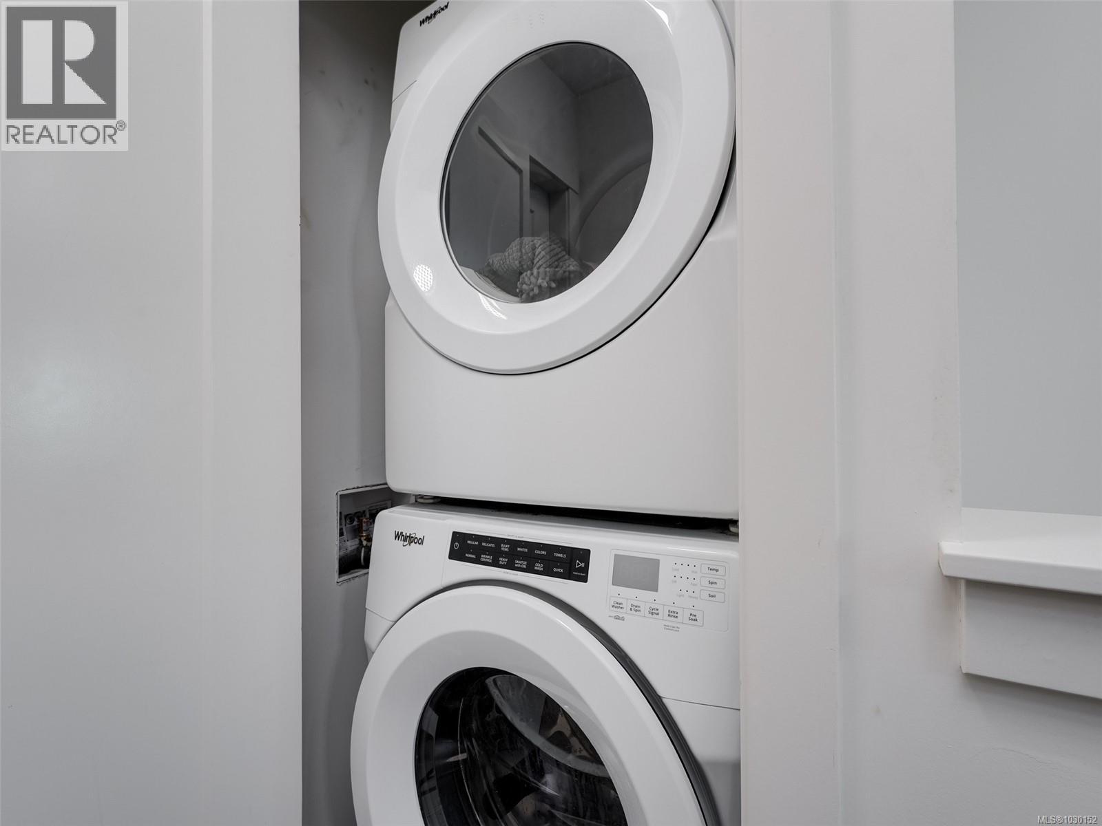 12 370 Latoria Blvd, Colwood