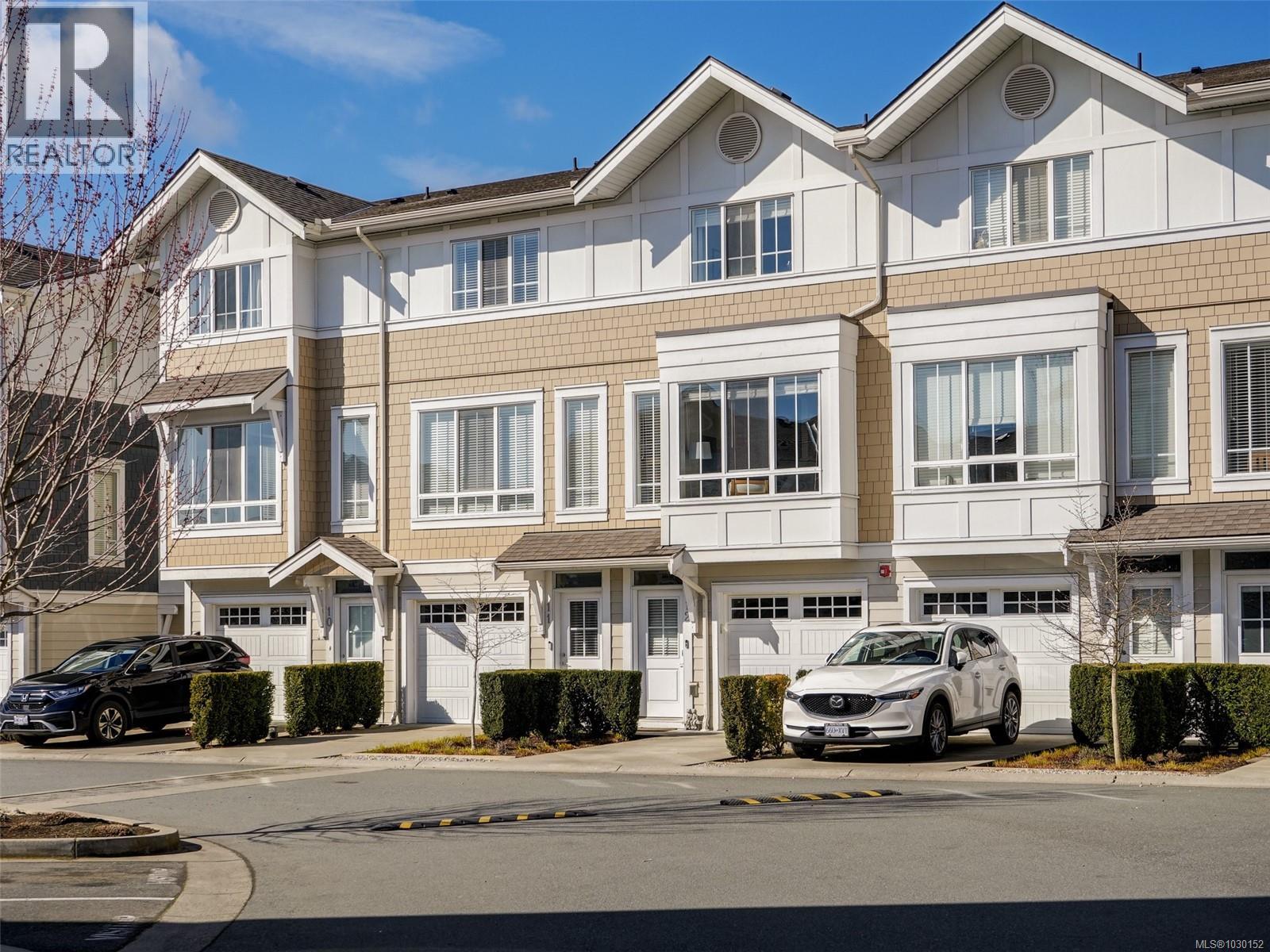 12 370 Latoria Blvd, Colwood