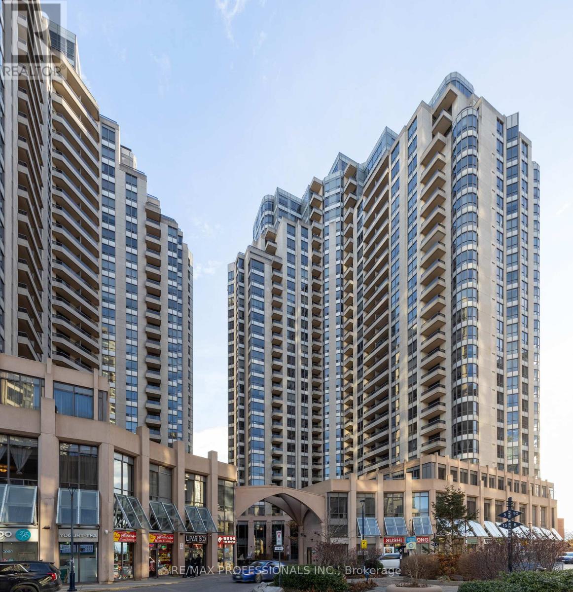 #1403 5 NORTHTOWN WAY - 22