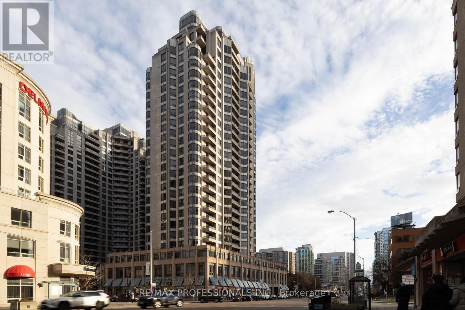 #1403 5 NORTHTOWN WAY - 23