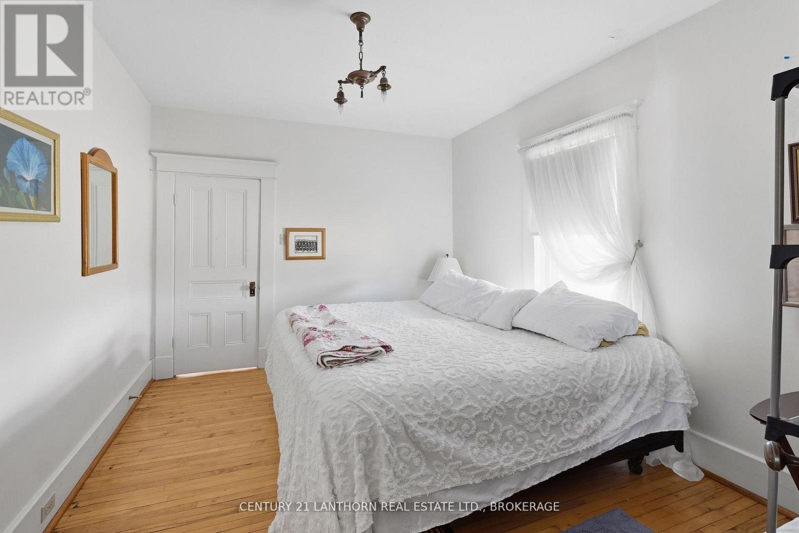 530 MAIN STREET - 27