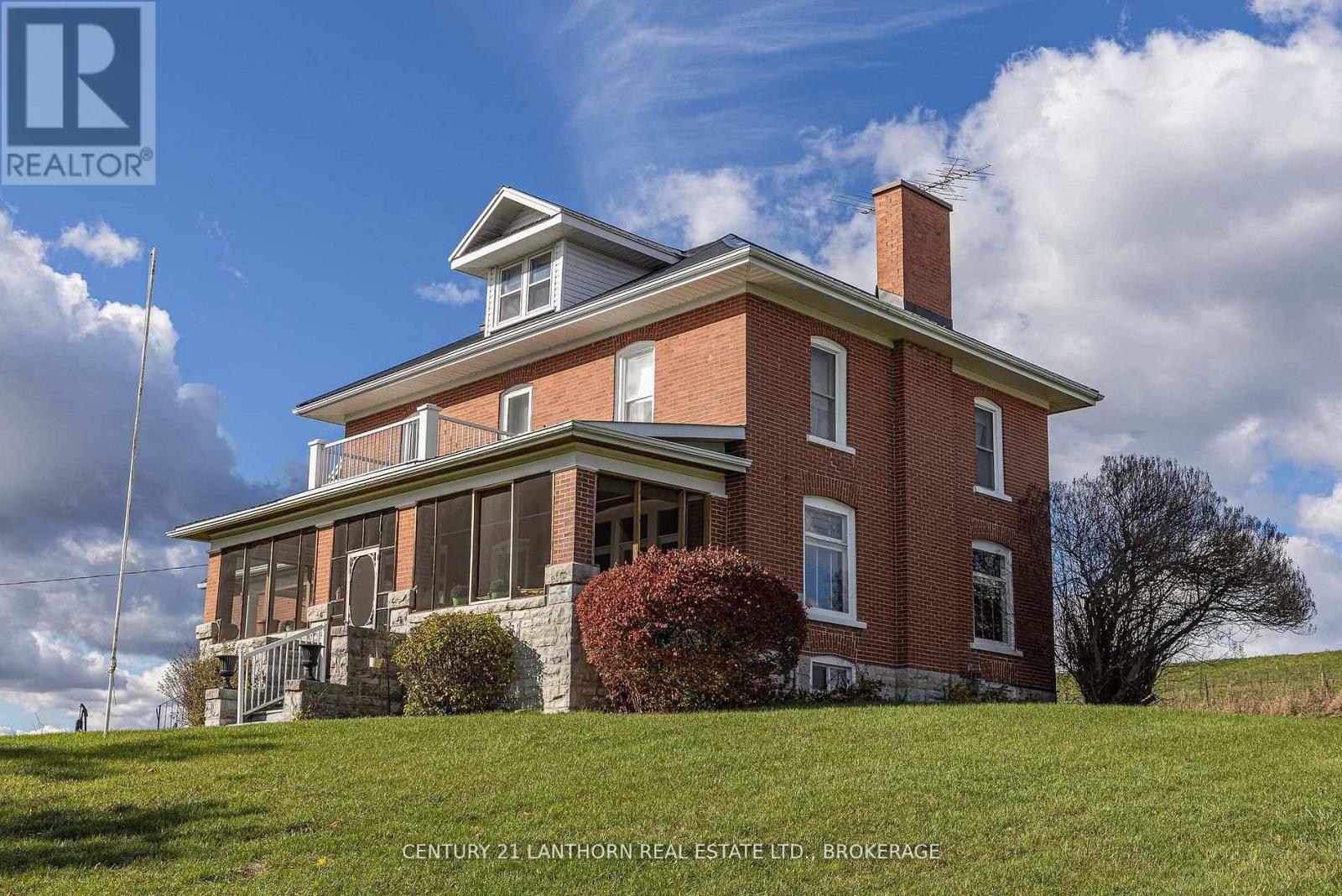 530 MAIN STREET - 29