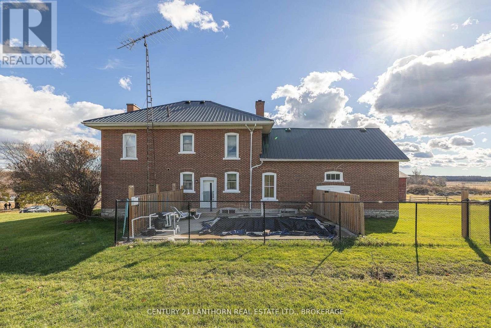 530 MAIN STREET - 32